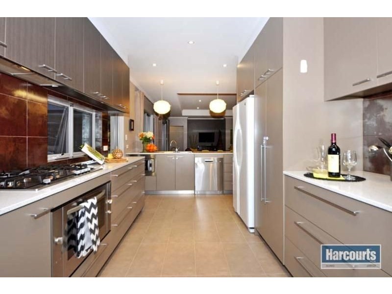 12 GEMINI WAY, Madeley WA 6065
