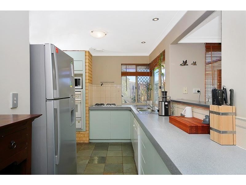 8 Fintry Close, Kinross WA 6028