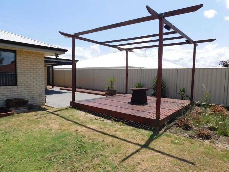 31 BRUNSWICK CIRCUIT, Banksia Grove WA 6031