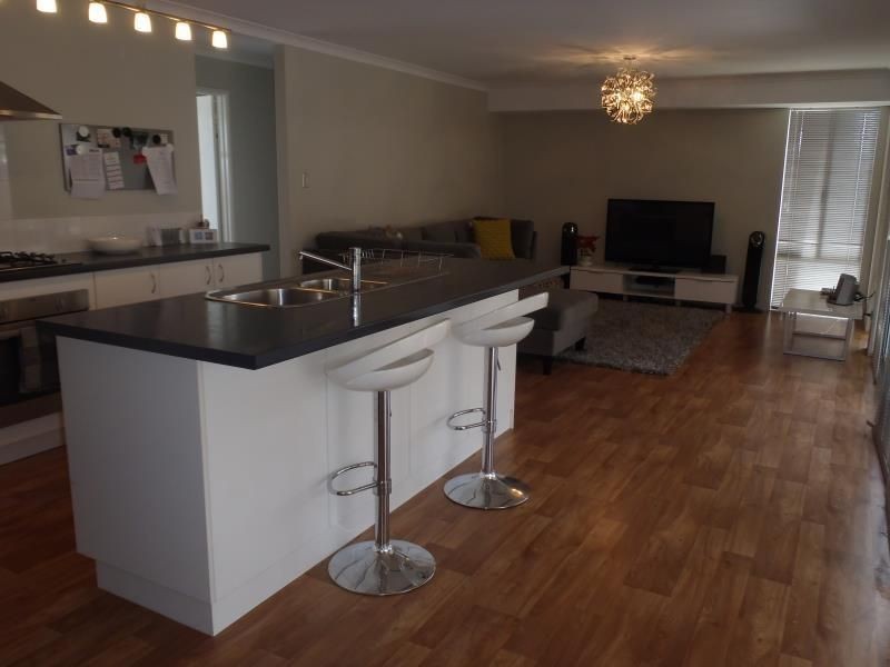 14 GIRRAMAY ROAD, Banksia Grove WA 6031