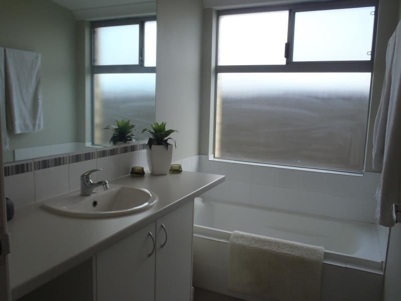 14 GIRRAMAY ROAD, Banksia Grove WA 6031