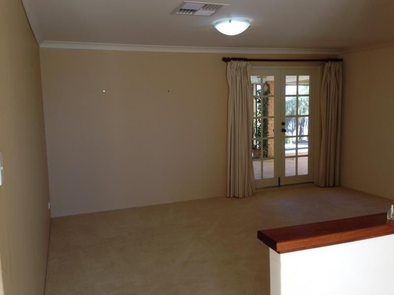 19 MAL BAY COURT, Mindarie WA 6030