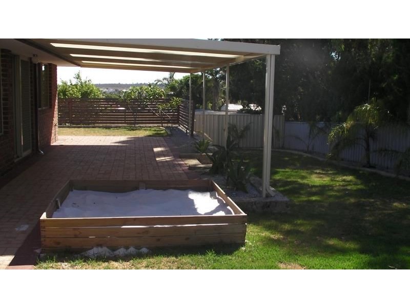 23 BANFIELD GROVE, Clarkson WA 6030