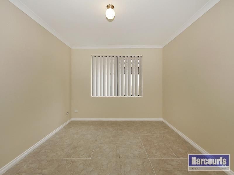 3 NALGAN LOOP, Carramar WA 6031