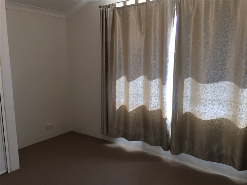 6 Hyland Crescent, Clarkson WA 6030