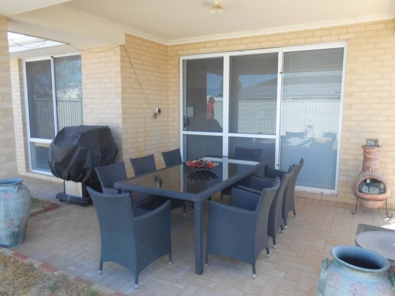 2 Pontoon Way, Alkimos WA 6038