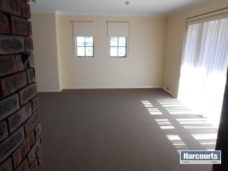 42 READSHAW ROAD, Duncraig WA 6023