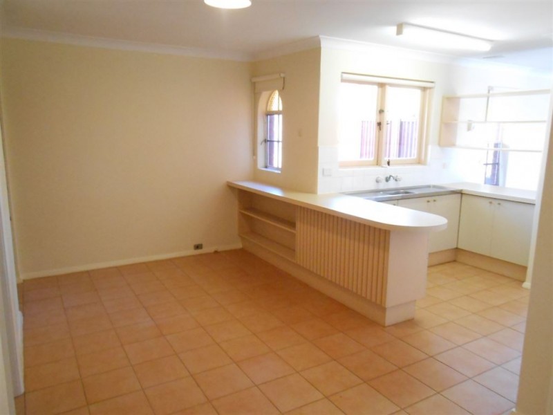 42 READSHAW ROAD, Duncraig WA 6023