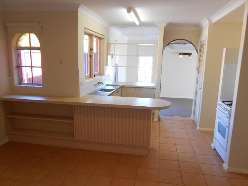 42 READSHAW ROAD, Duncraig WA 6023
