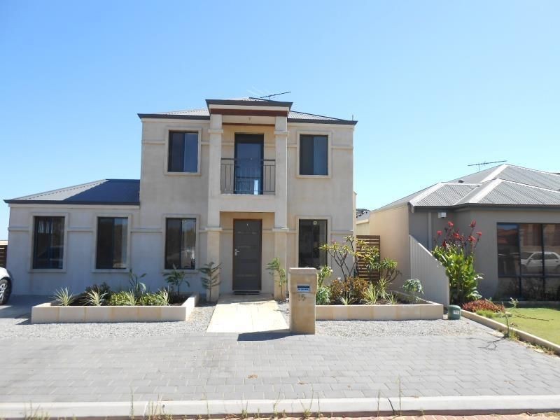 15 CHANDELA LOOP, Currambine WA 6028