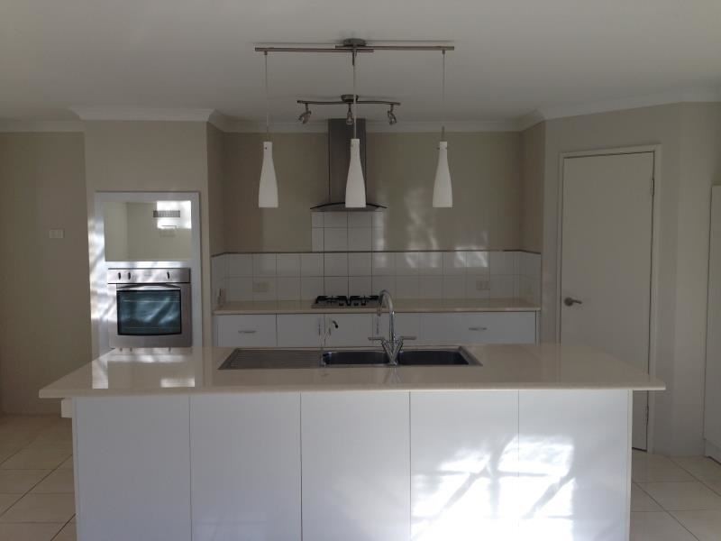 7 Saxicola Road, Banksia Grove WA 6031