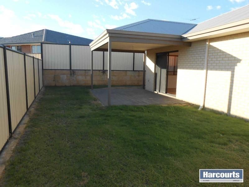 55 CHEROKEE GREEN, Clarkson WA 6030