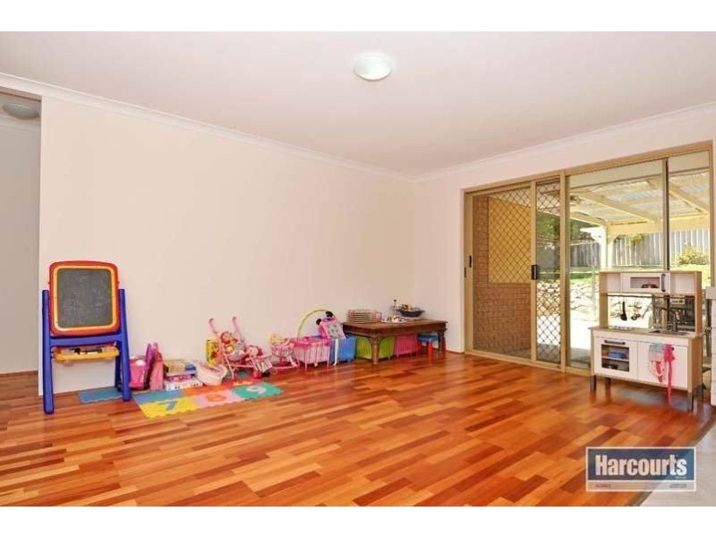 7 LIND COURT, Quinns Rocks WA 6030