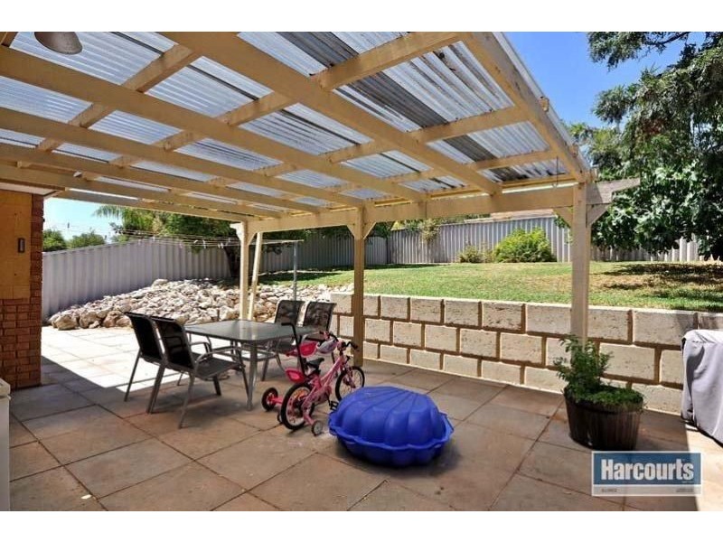 7 LIND COURT, Quinns Rocks WA 6030