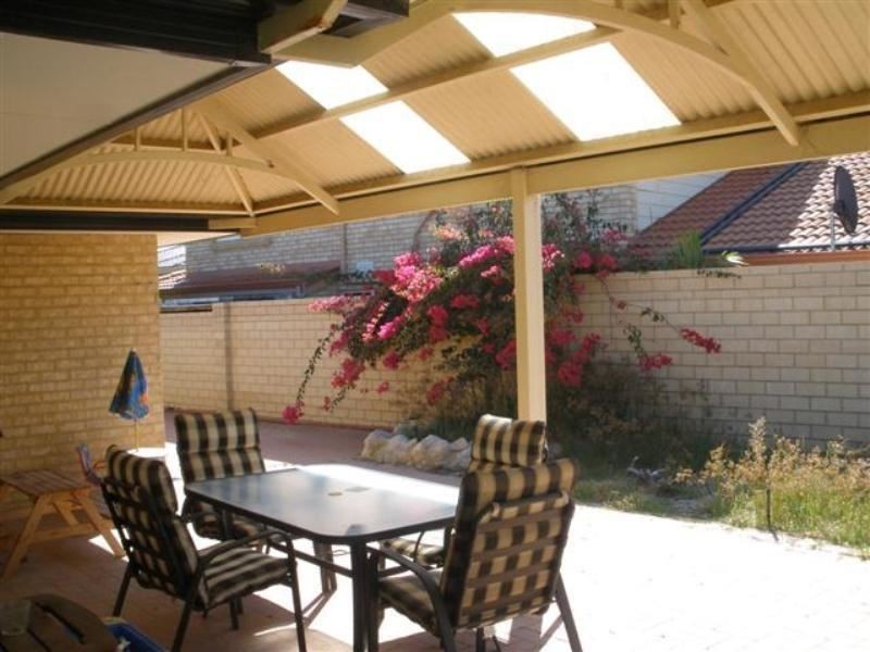 11 Chalmers Court, Mindarie WA 6030