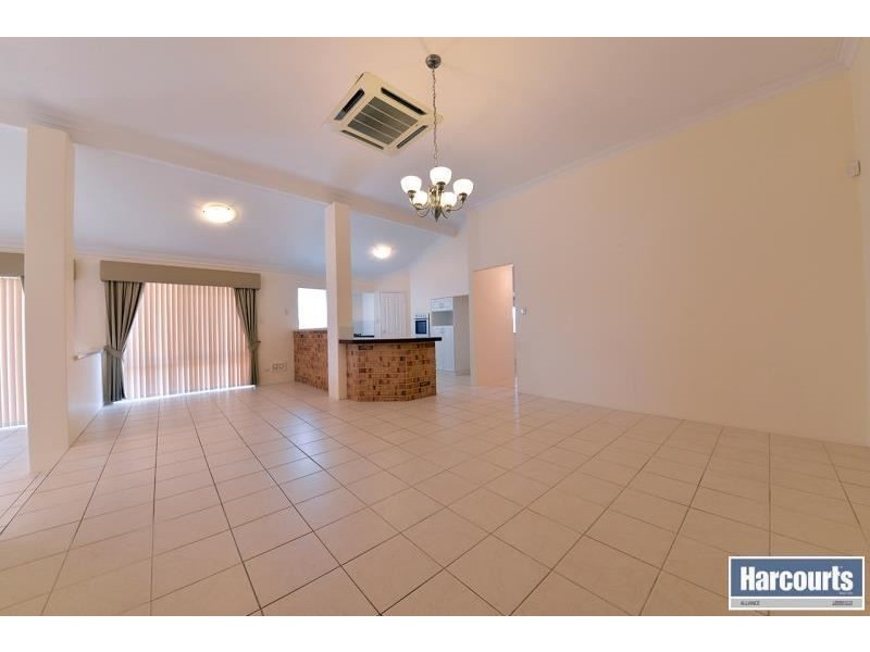 43 Canterbury, Currambine WA 6028
