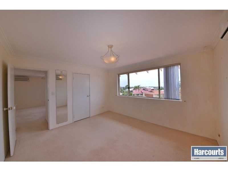 43 Canterbury, Currambine WA 6028
