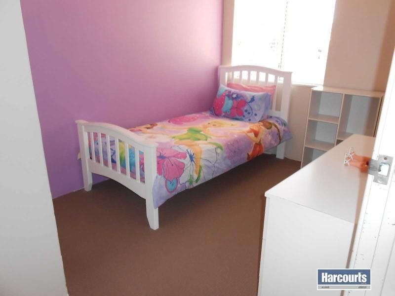 8A Earl Court, Merriwa WA 6030