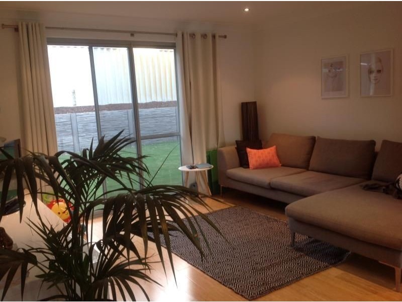 25 AMEER WAY, Craigie WA 6025