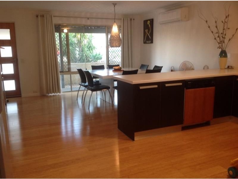 25 AMEER WAY, Craigie WA 6025