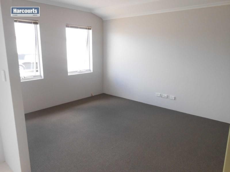 5 MERTON LANE, Alkimos WA 6038