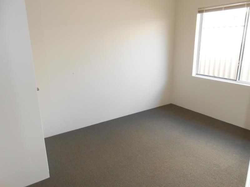 5 MERTON LANE, Alkimos WA 6038