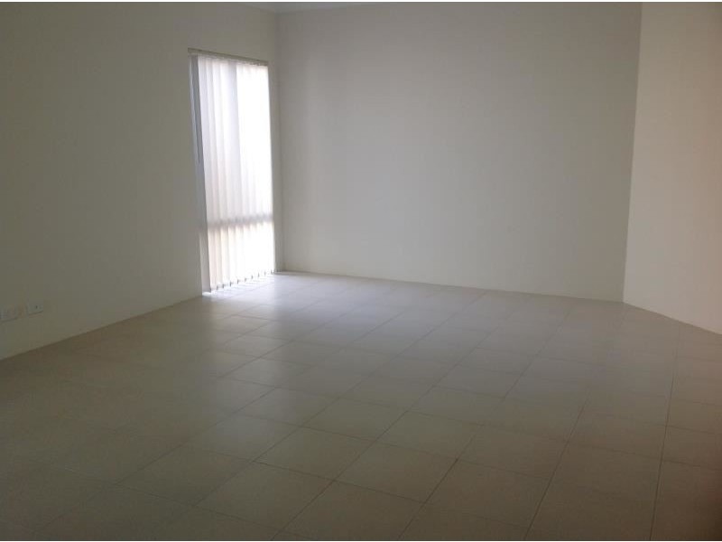 31 Rosemount Entrance, Pearsall WA 6065