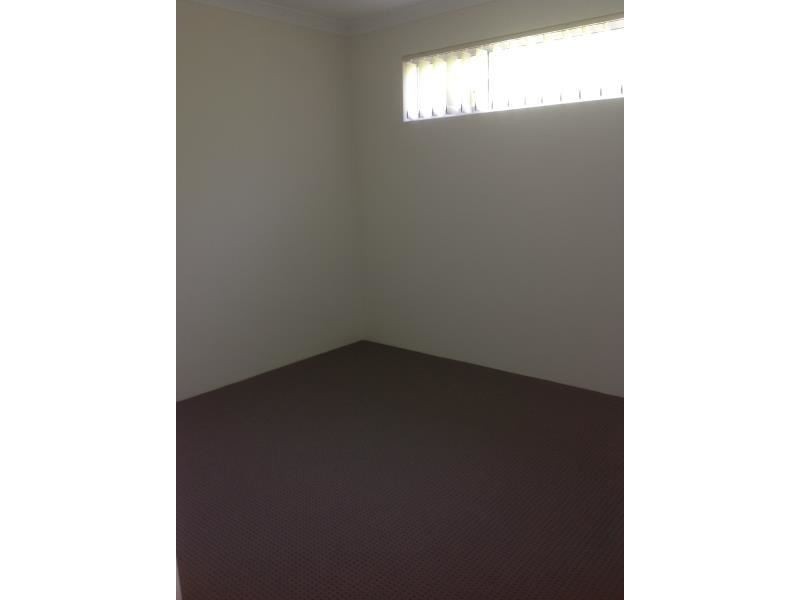 31 Rosemount Entrance, Pearsall WA 6065