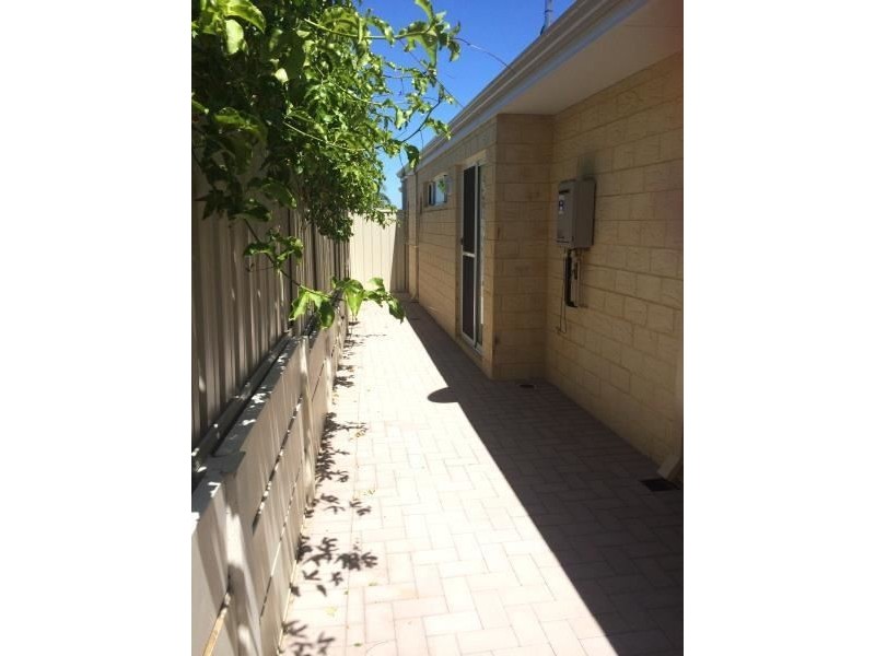 31 Rosemount Entrance, Pearsall WA 6065