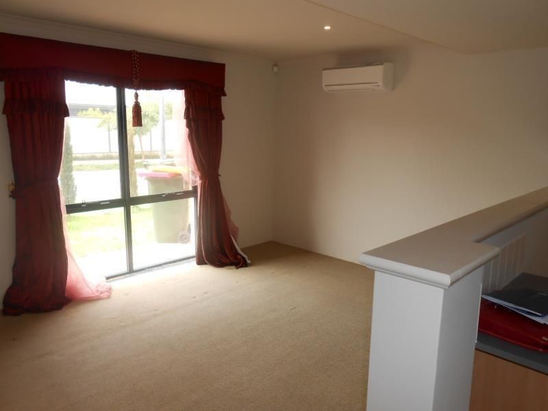 4/26 Hooper Turn, Madeley WA 6065