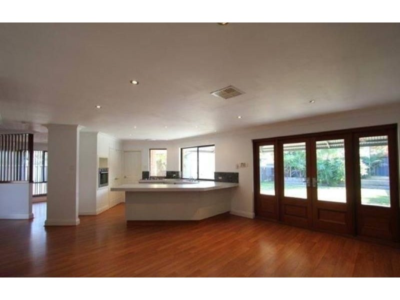 98 Conidae Drive, Heathridge WA 6027