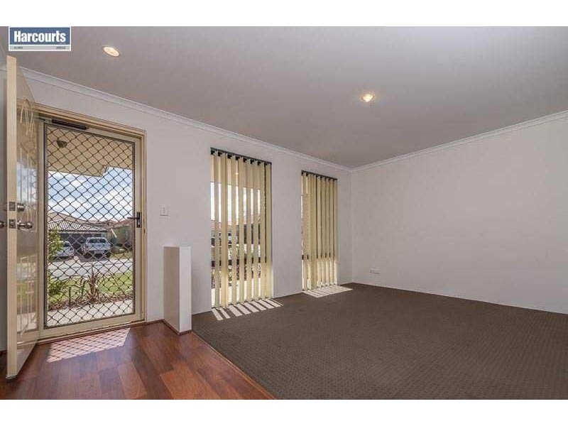 21 Grand Paradiso Parade, Merriwa WA 6030