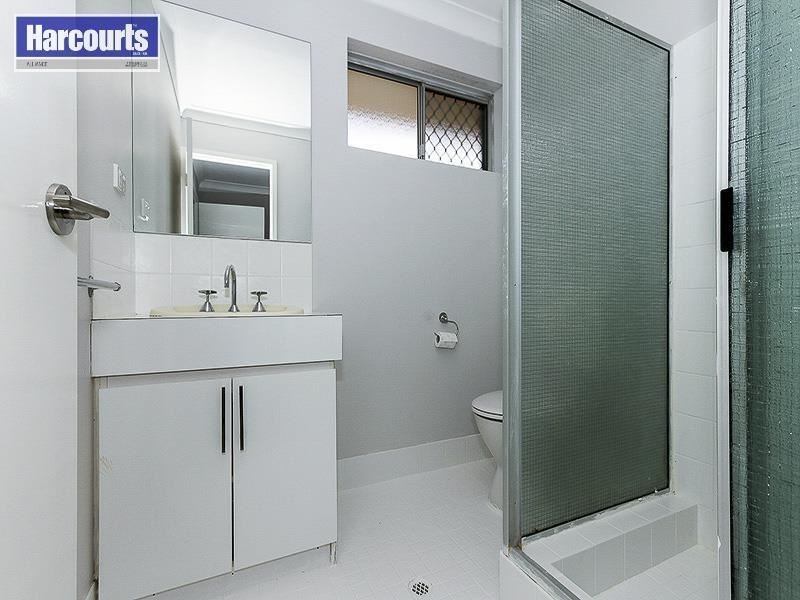 37 Glenside Crescent, Craigie WA 6025