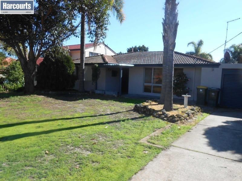 37 WARRUGA WAY, Wanneroo WA 6065