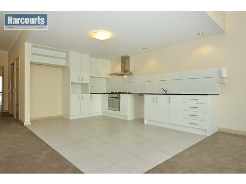 40/88 LAKESIDE DRIVE, Joondalup WA 6027