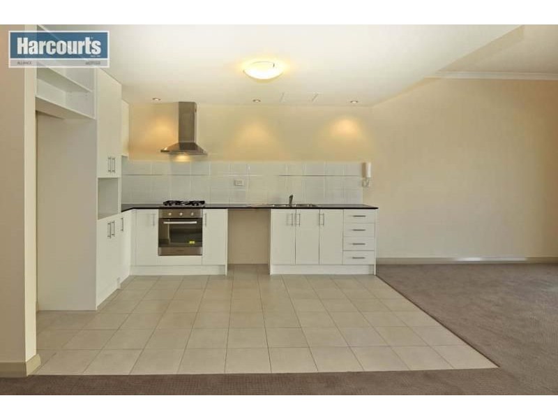 40/88 LAKESIDE DRIVE, Joondalup WA 6027