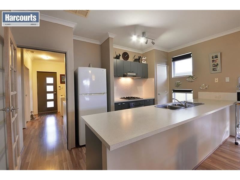 7 OAKPARK GREEN, Clarkson WA 6030