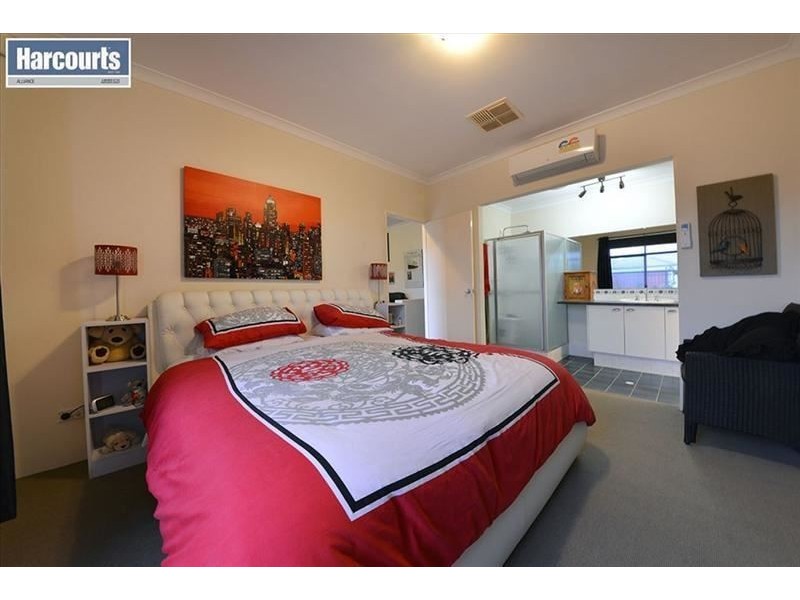 7 OAKPARK GREEN, Clarkson WA 6030