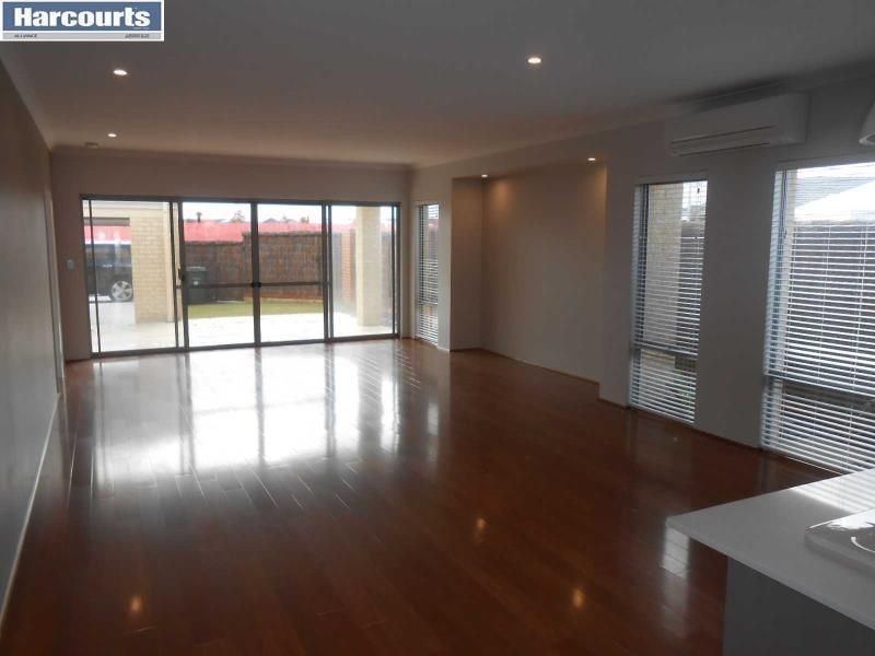 11 POMELAA WAY, Clarkson WA 6030