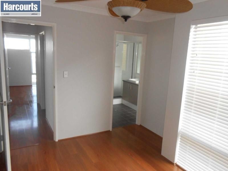 11 POMELAA WAY, Clarkson WA 6030