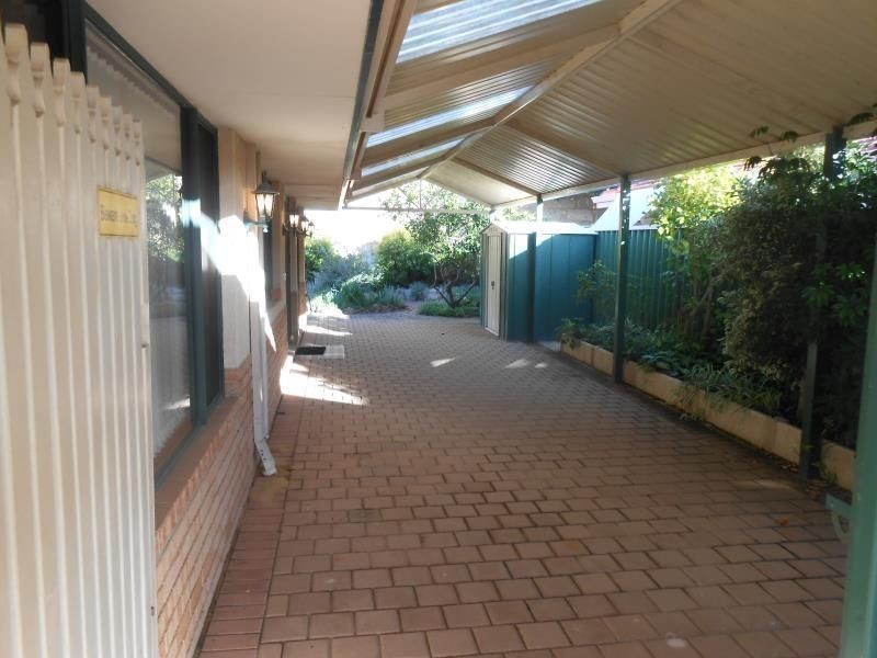 28 DONCASTER SQUARE, Currambine WA 6028