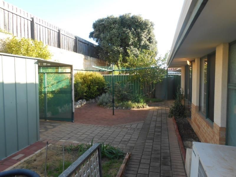 28 DONCASTER SQUARE, Currambine WA 6028
