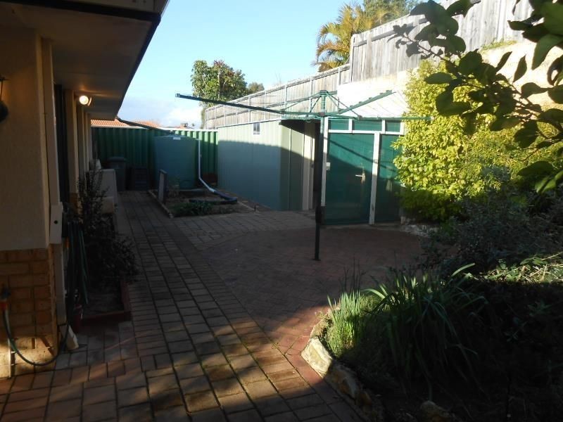28 DONCASTER SQUARE, Currambine WA 6028