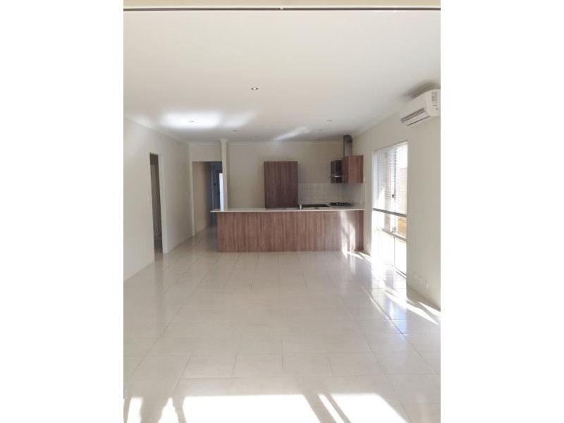 4 BRIGSLEY WAY, Ridgewood WA 6030