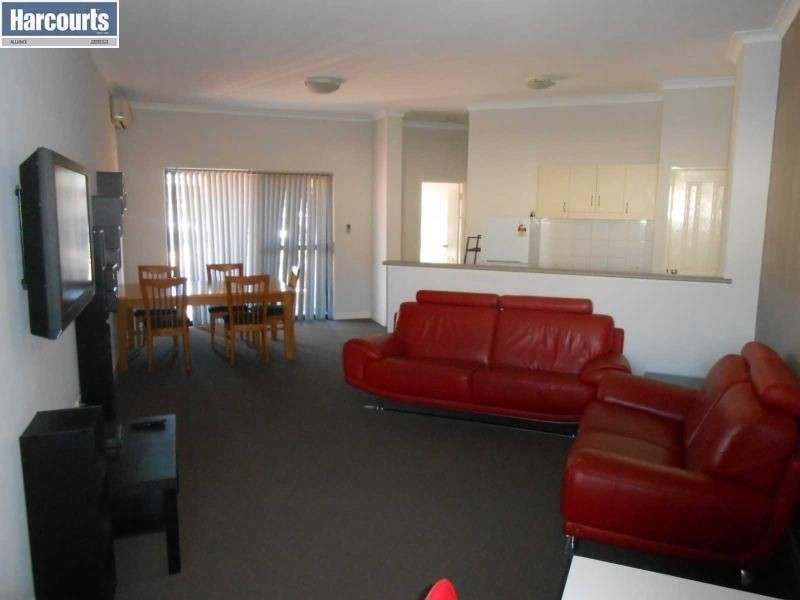 1/106 Boas Avenue, Joondalup WA 6027