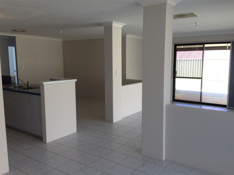 72 Marchwood Boulevard, Butler WA 6036