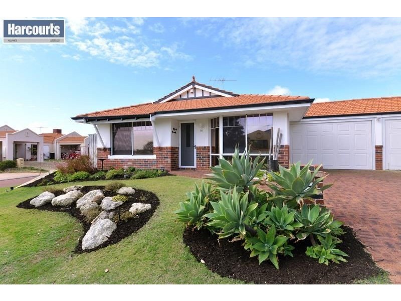 18 Brunel Court, Currambine WA 6028