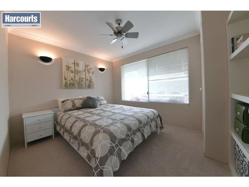 18 Brunel Court, Currambine WA 6028