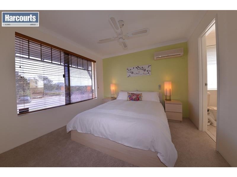 18 Brunel Court, Currambine WA 6028