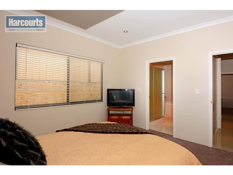 20 Melbourne Loop, Clarkson WA 6030